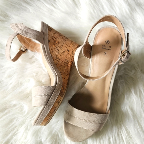 Call It Spring taupe wedges, size 7.5 - Picture 3 of 9